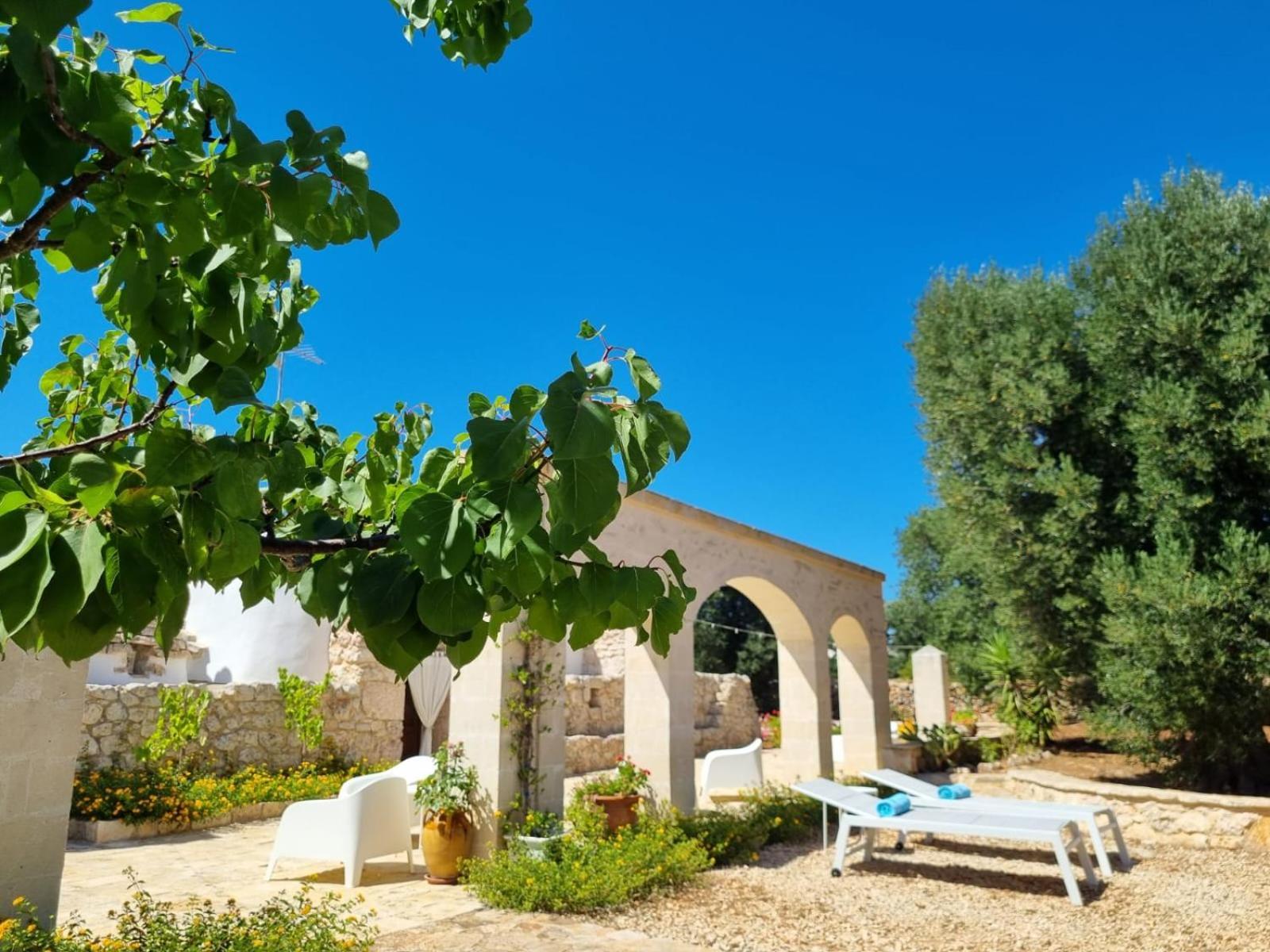 Bed and Breakfast Trulli Di Spinaruta Ґроттальє Екстер'єр фото