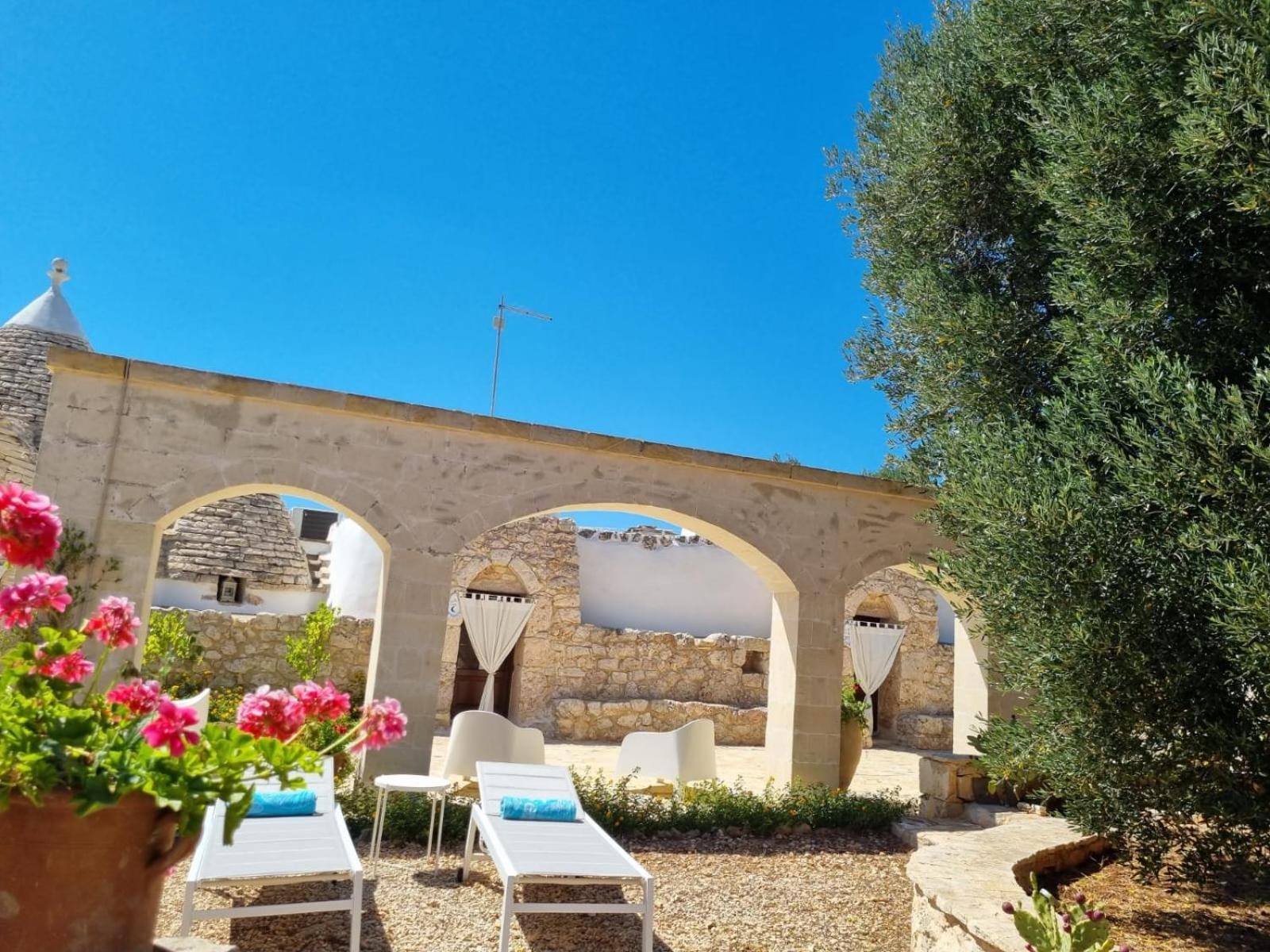 Bed and Breakfast Trulli Di Spinaruta Ґроттальє Екстер'єр фото