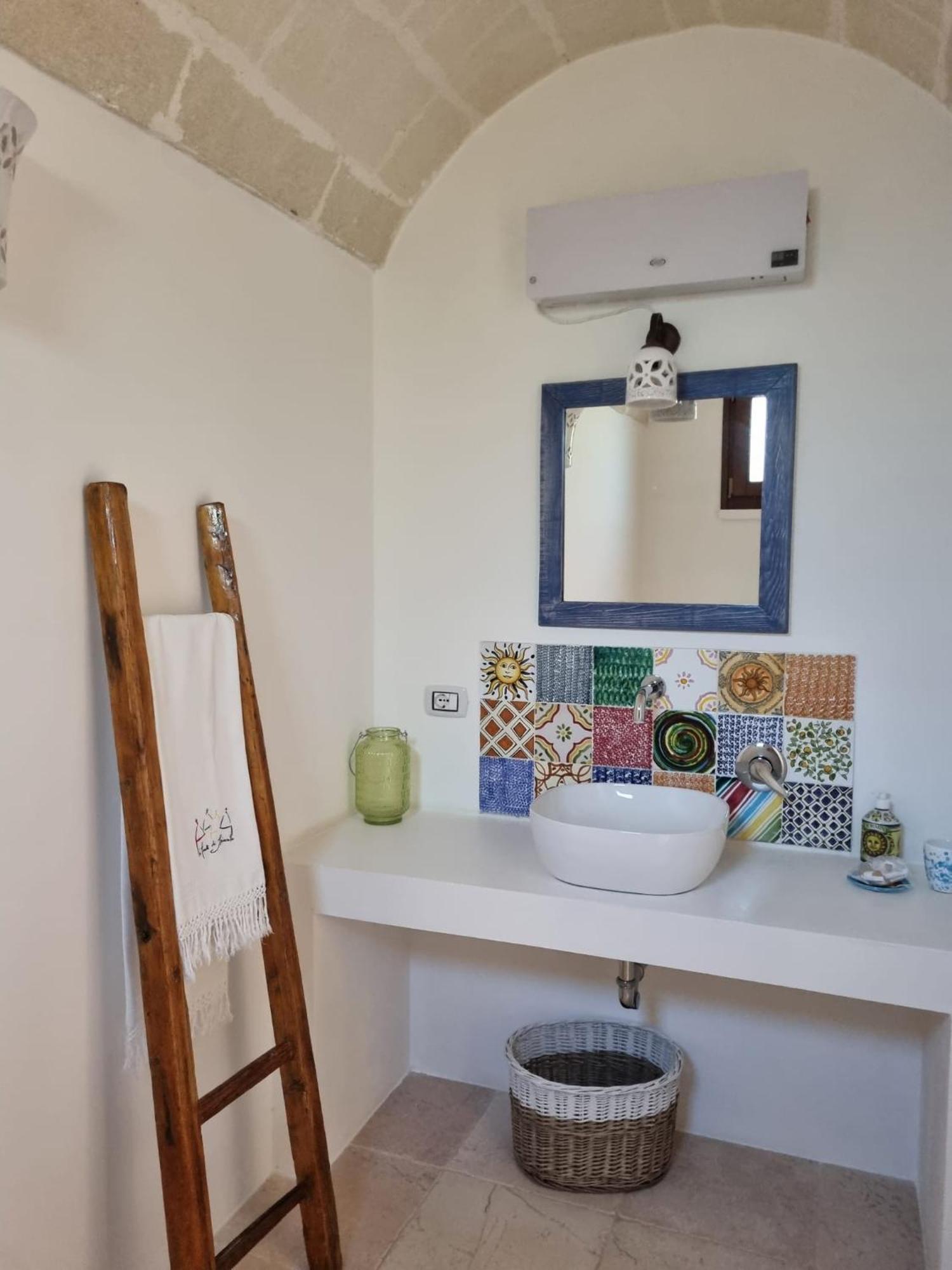 Bed and Breakfast Trulli Di Spinaruta Ґроттальє Екстер'єр фото