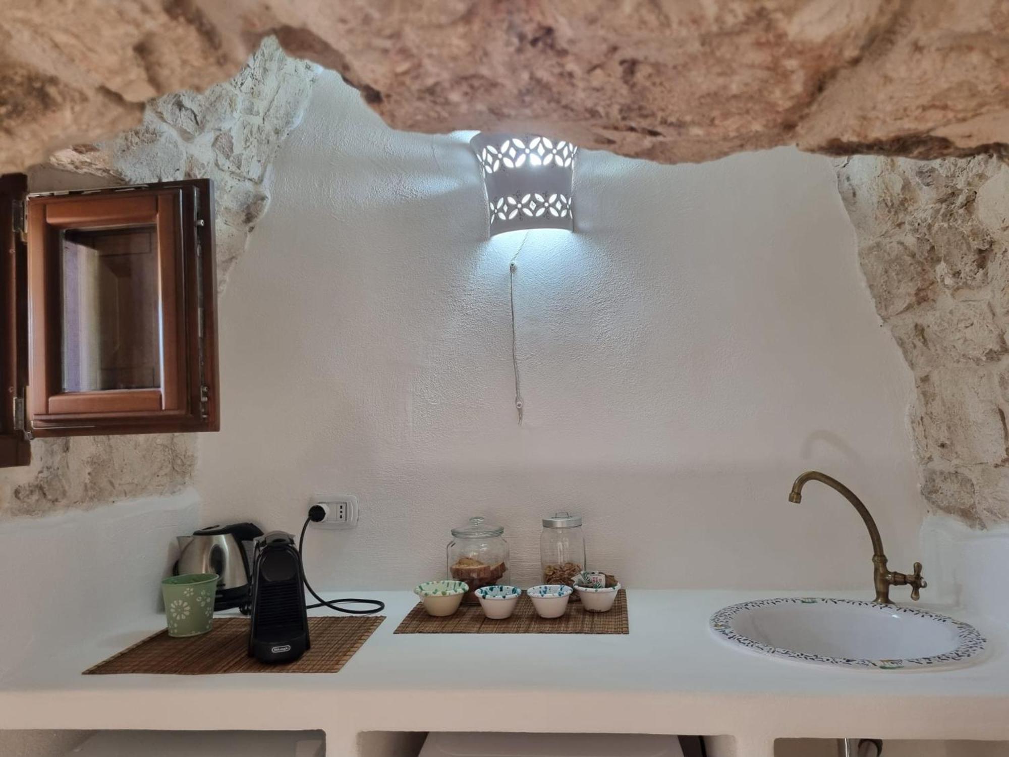 Bed and Breakfast Trulli Di Spinaruta Ґроттальє Екстер'єр фото